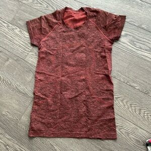 Lululemon Swiftly Top - 6